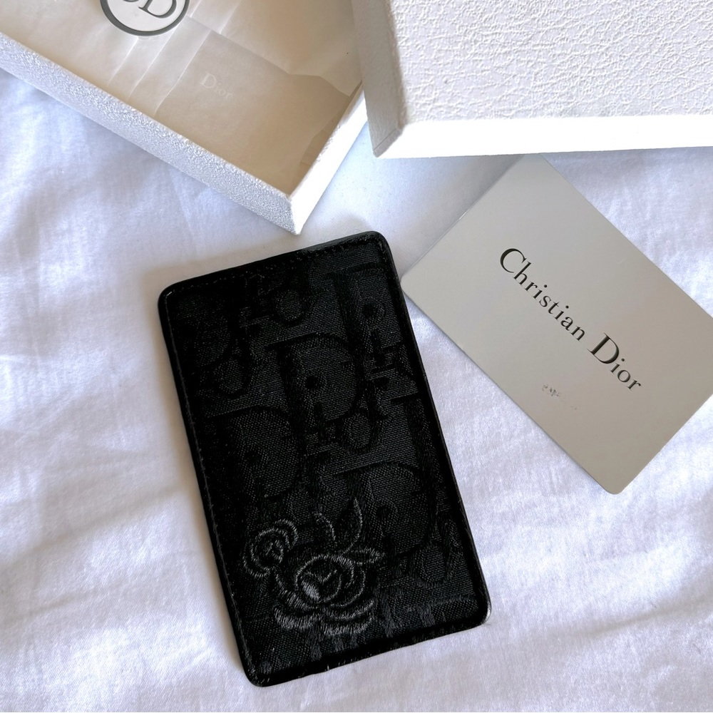 ⭐️AUTHENTIC Christian Dior Card Holder